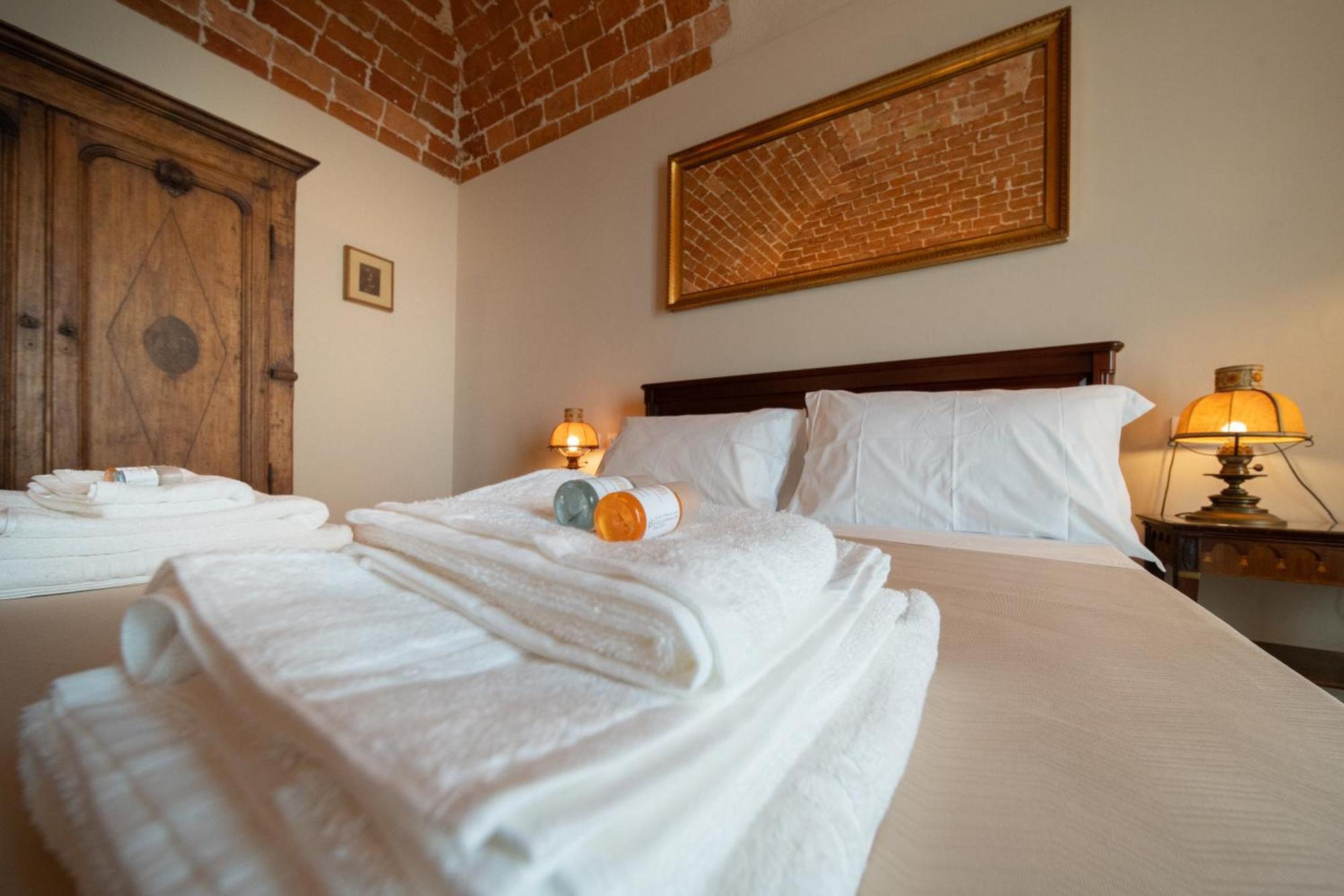 Bed and Breakfast Cascina Baronina Terruggia Exterior foto